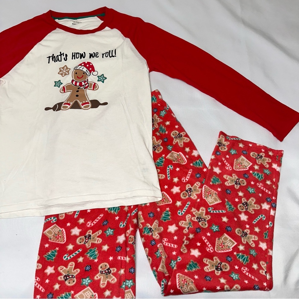 Pajamarama Christmas pajamas women’s size small gingerbread fleece‎
